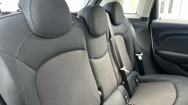 MINI Hatchback 1.5 One Classic II 5dr Petrol Hatchback